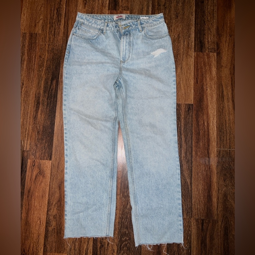 Wrangler Jeans 
straight-cropped-high rise